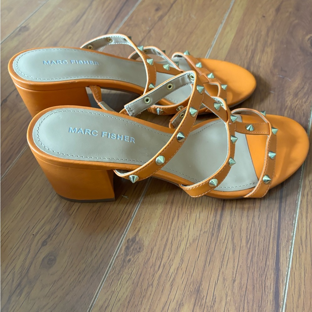 Marc Fisher Orange Block Heeled Sandals!!